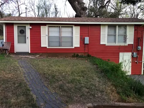 20901 E Seventh St, Hinton, OK 73047