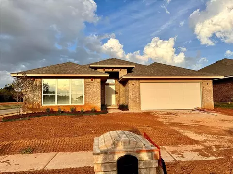 1121 Blackjack Creek Dr, Yukon, OK 73099