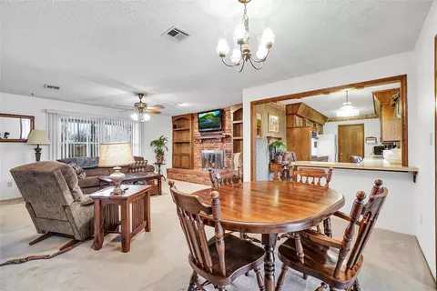 701 Cambridge Dr, Altus, OK 73521 photo 10