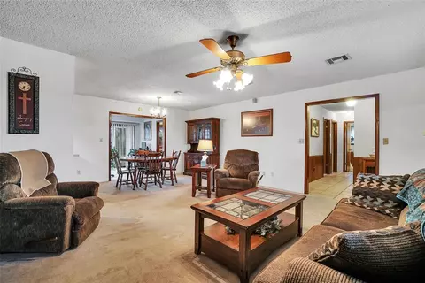 701 Cambridge Dr, Altus, OK 73521 photo 9