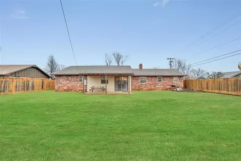 701 Cambridge Dr, Altus, OK 73521 photo 34