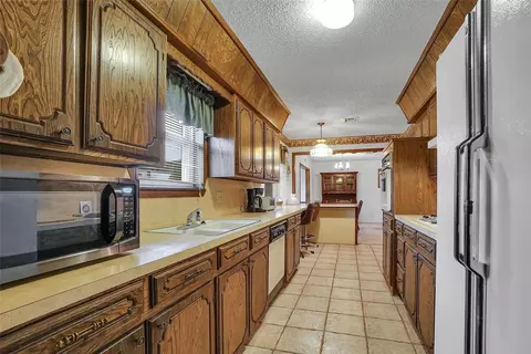 701 Cambridge Dr, Altus, OK 73521 photo 17