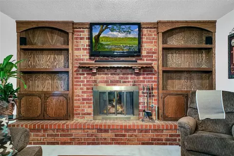 701 Cambridge Dr, Altus, OK 73521 photo 8