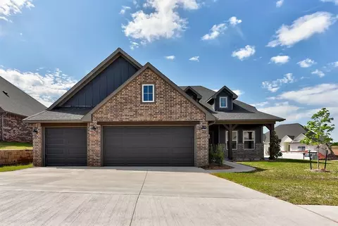 8716 Westlake Dr, Arcadia, OK 73007