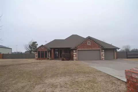211 Scottie Dr, Tuttle, OK 73089
