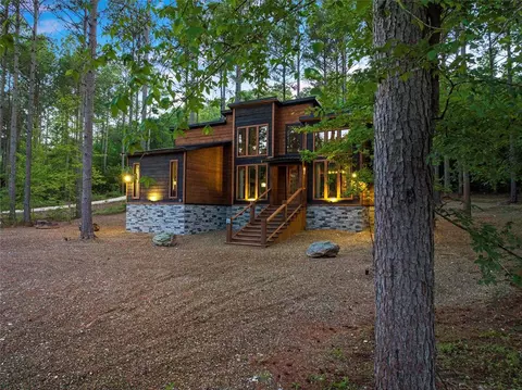 202 Western Pine Trl, Broken Bow, OK 74728