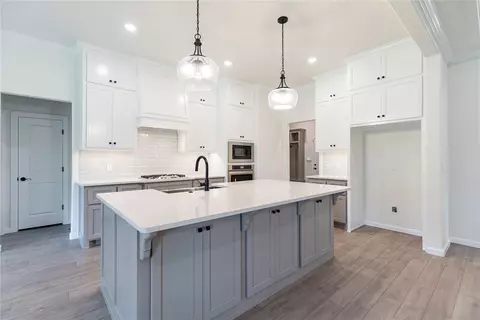 9515 Blue Bonnet Blvd, Edmond, OK 73025