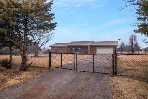 3410 Terrace Hls NW, Piedmont, OK 73078