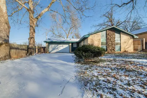 7133 NW 7 St, Oklahoma City, OK 73127