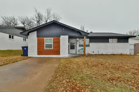 620 Hunters Hill Rd, Oklahoma City, OK 73127