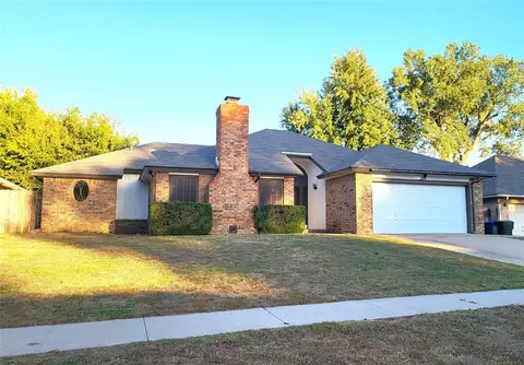 521 Trinidad Dr, Norman, OK 73072