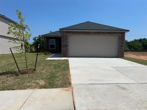 1202 Stallion Dr, Guthrie, OK 73044