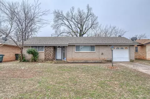 3324 Chetwood Dr, Del City, OK 73115