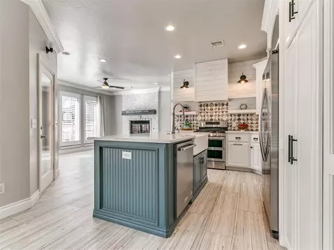 1832 Redland Dr, Edmond, OK 73003
