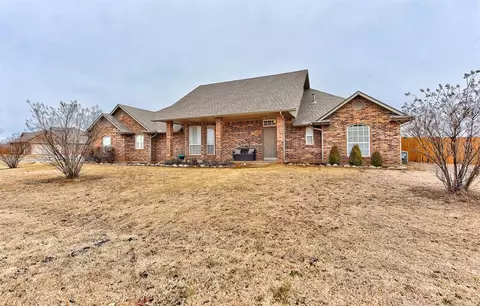 4016 Kings Ct, Norman, OK 73072