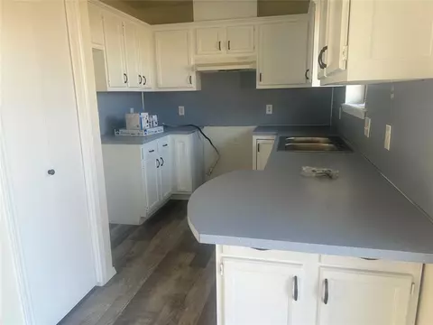 1004 E 15th Pl, Chandler, OK 74834 photo 6
