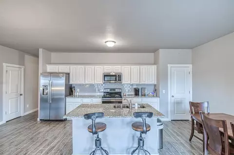 15975 Trailhead Rd, Mcloud, OK 74851
