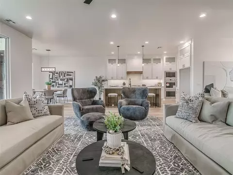 3912 Bridge Wood Ln, Oklahoma City, OK 73179