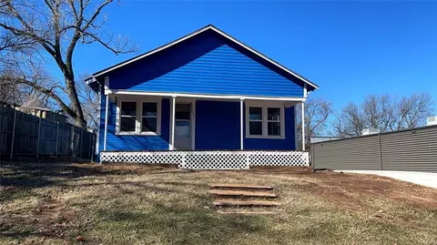 117 N 12th St, Chickasha, OK 73018