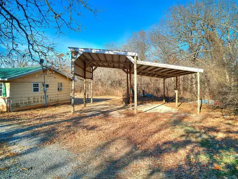 106569 S Kermit Rd, Mcloud, OK 74851 photo 6