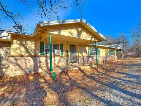 106569 S Kermit Rd, Mcloud, OK 74851 photo 3