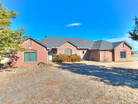 1713 Cinnamon Ridge Rd, Edmond, OK 73025