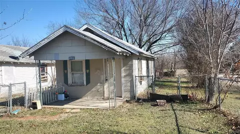 801 N Mckinley Ave, Shawnee, OK 74801