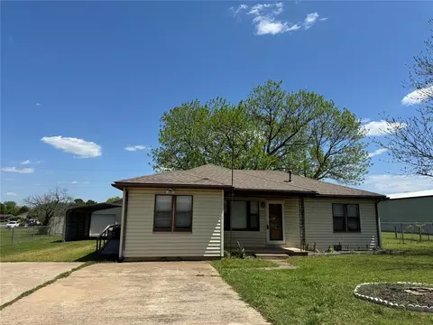 607 N Sharon St, Tecumseh, OK 74873