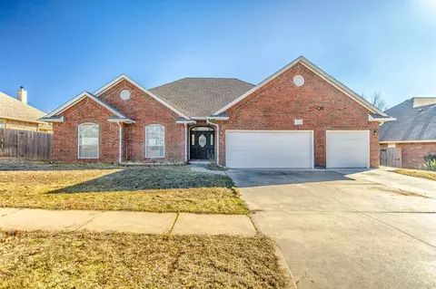 2605 Ridgefield Dr, Norman, OK 73069