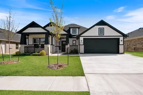 13252 Sawtooth Oak Rd, Choctaw, OK 73020
