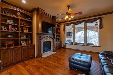 1208 N Sara Rd, Tuttle, OK 73089 photo 7