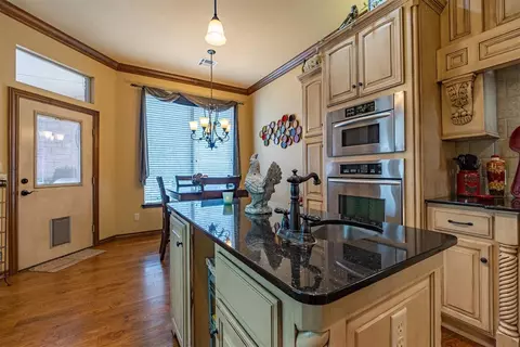 1208 N Sara Rd, Tuttle, OK 73089 photo 14
