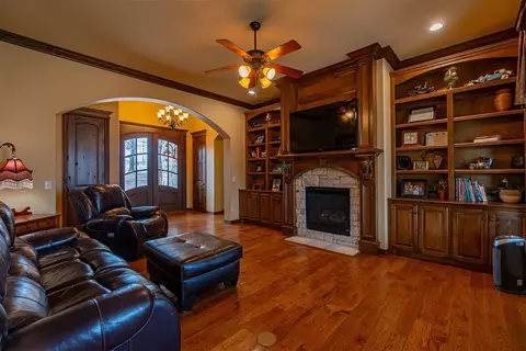 1208 N Sara Rd, Tuttle, OK 73089 photo 9