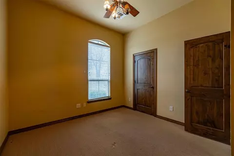 1208 N Sara Rd, Tuttle, OK 73089 photo 29
