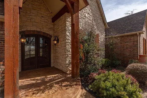 1208 N Sara Rd, Tuttle, OK 73089 photo 4