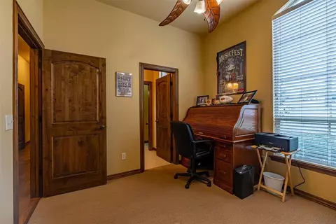 1208 N Sara Rd, Tuttle, OK 73089 photo 24