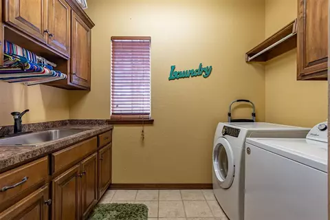 1208 N Sara Rd, Tuttle, OK 73089 photo 16