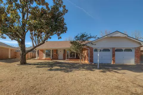 921 Washington St, Edmond, OK 73034