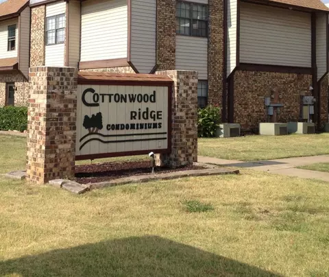 401 SE 12th Ave #304, Norman, OK 73071