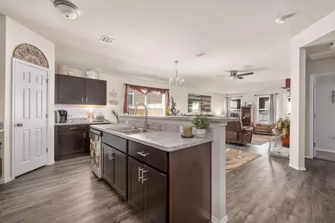 9917 Copperhead Rd, Yukon, OK 73099 photo 7