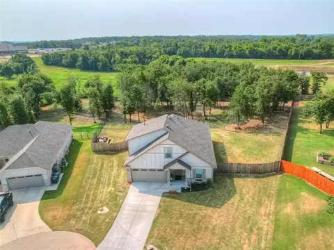 4557 Smoke Stack Rd, Guthrie, OK 73044