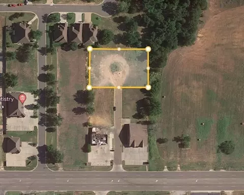 Trinity Court, Harrah, OK 73045 photo 2