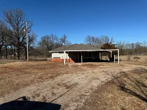 38292 Highway 59b, Macomb, OK 74852