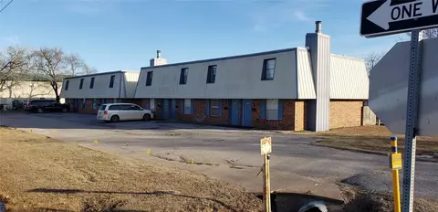 1439 E Hwy 9 Hwy, Seminole, OK 74868