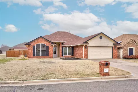 483 NE 22nd St, Newcastle, OK 73065