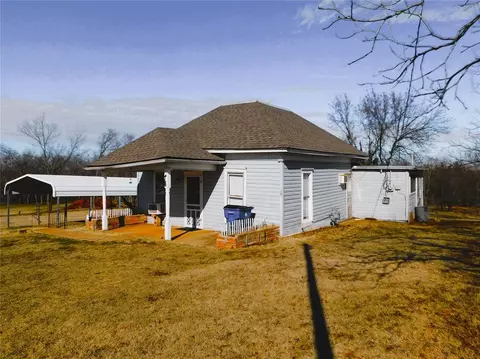 1322 E Warner Ave, Guthrie, OK 73044 photo 2