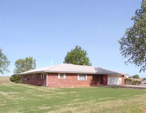 4063 County Street 2470, Hydro, OK 73048