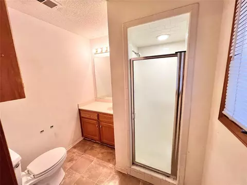 305 E Bell Ave, Cheyenne, OK 73628 photo 9
