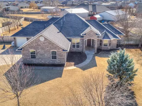 2478 Silver Crossings Cir, Piedmont, OK 73078