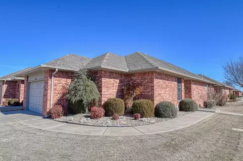 9112 Artesia Pl, Oklahoma City, OK 73139